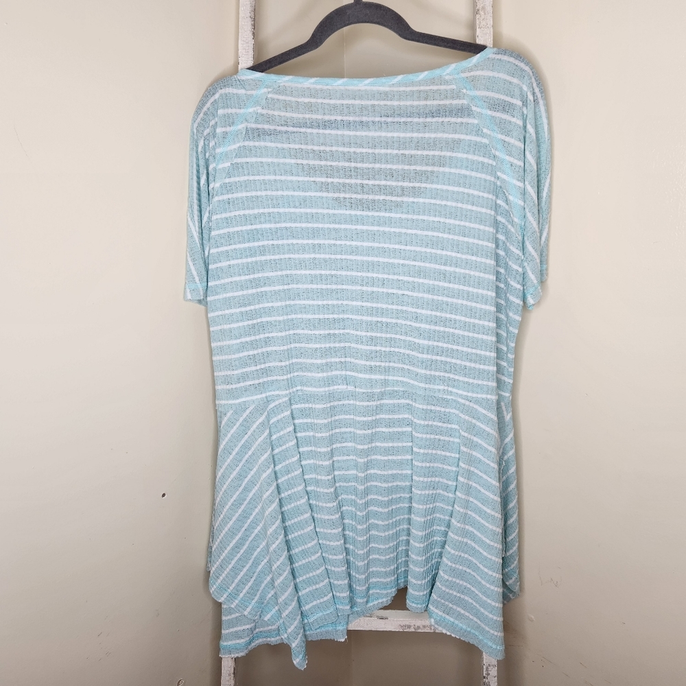 Andrée by UNIT size 3X blue and white stripe ribbed short sleeve tunic top - Picture 4 of 4